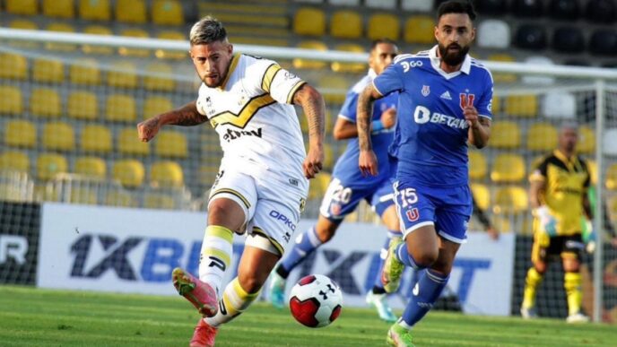 RODRIGO HOLGADO MOVIDAS REFUERZO UNIVERSIDAD DE CHILE