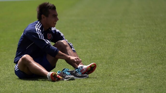 Eduardo Vargas fichajes mercado refuerzos Universidad de Chile