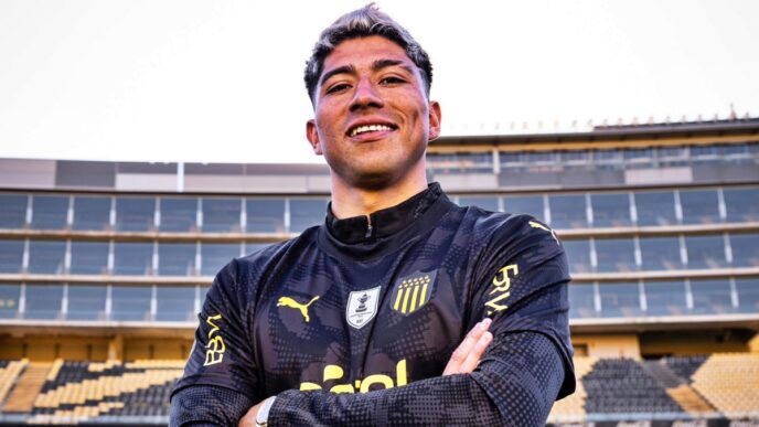 brayan cortes debut peñarol cuando es nacional uruguay
