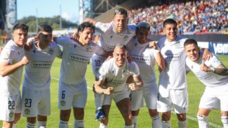 Eduardo Vargas llegó a Audax Italiano y no a Universidad de Chile.